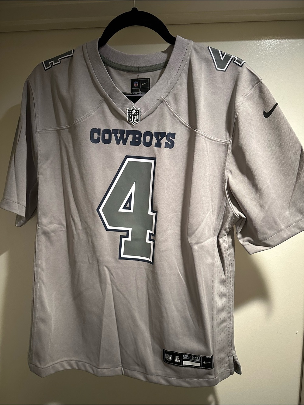 Nike YOUTH XL Cowboys #4 Football Jersey Dak Prescott